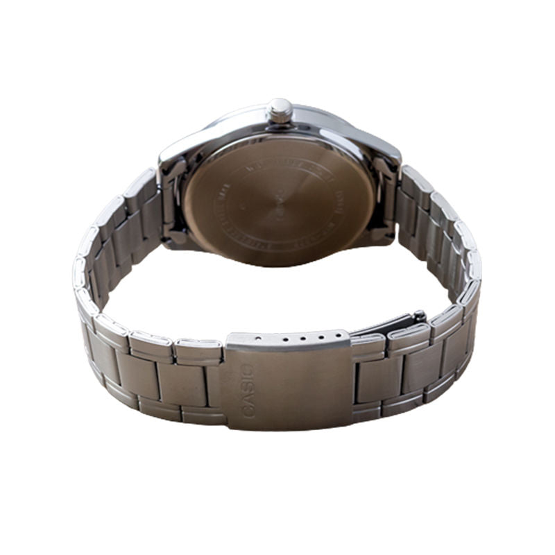 Casio MTP‑V005D‑2B5 – Orologio Uomo Cassa e Bracciale Acciaio con Quadrante Blu e Indici Romani