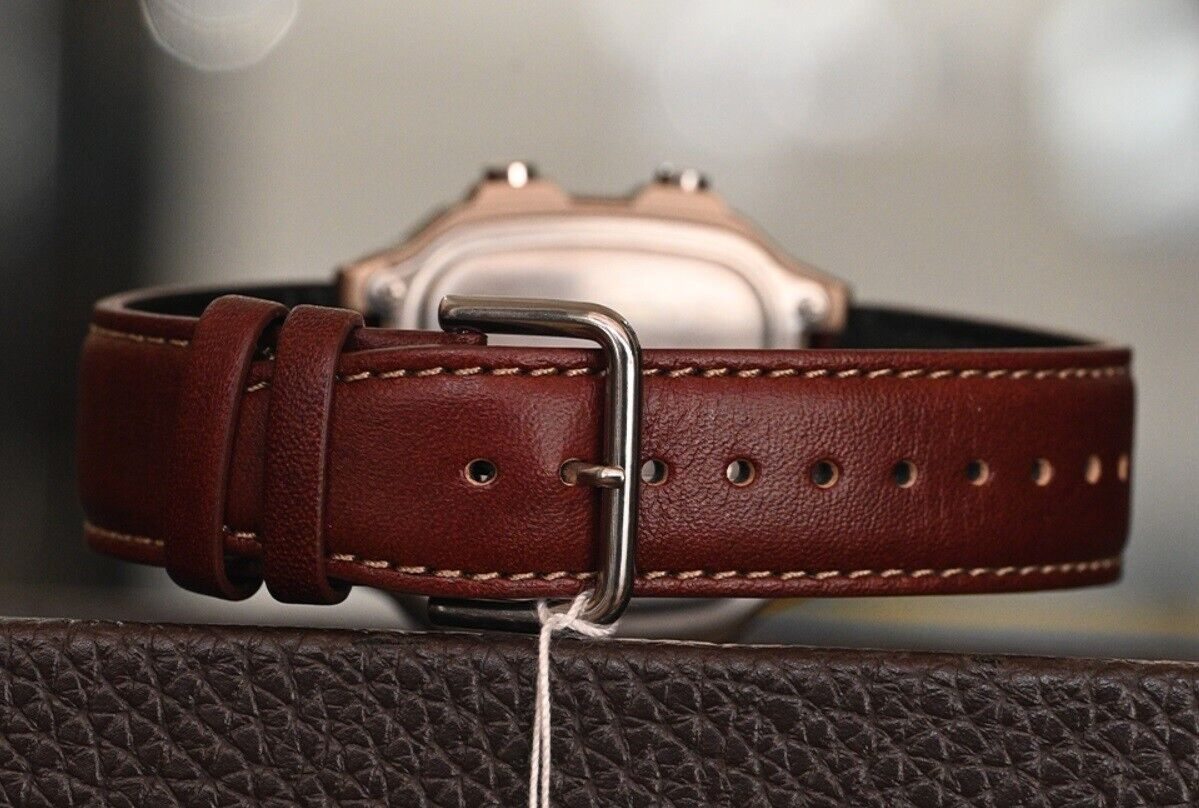 Scopri il Casio AE-1200WHL-5A: orologio digitale da uomo con cinturino in pelle marrone, cronometro, allarmi, orario mondiale e resistenza all’acqua