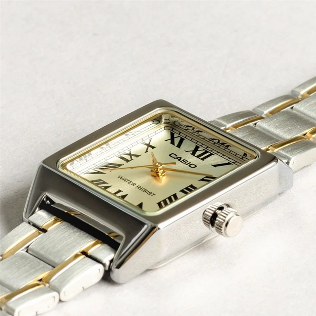 Orologio Casio LTP-V007SG-9B con quadrante dorato e cinturino in acciaio inox bicolore