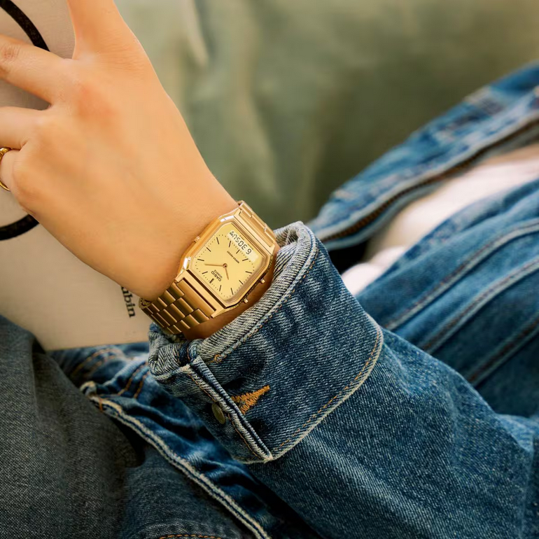 Casio AQ‑230GA‑9D – Orologio Analogico‑Digitale Vintage Oro
