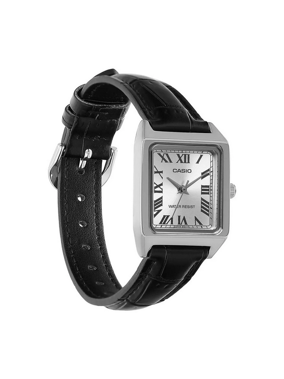 Dettaglio quadrante analogico con numeri romani Casio LTP‑V007L‑7B1