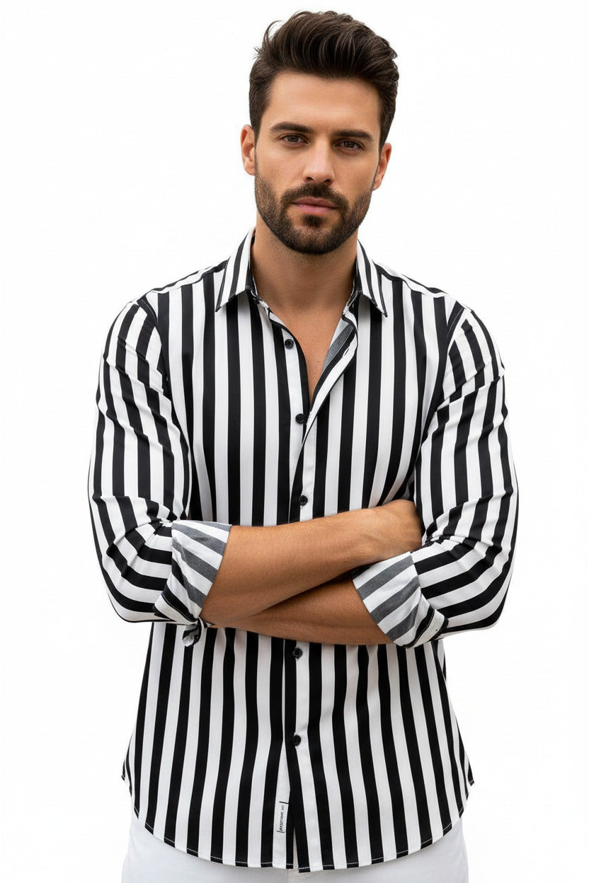 Camicia estiva per uomo a maniche lunghe con collettocon fantasia a striscie verticali