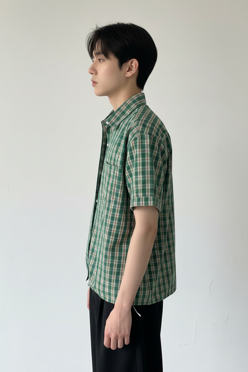 Camicia estiva a mezza manica per uomo di colore verde