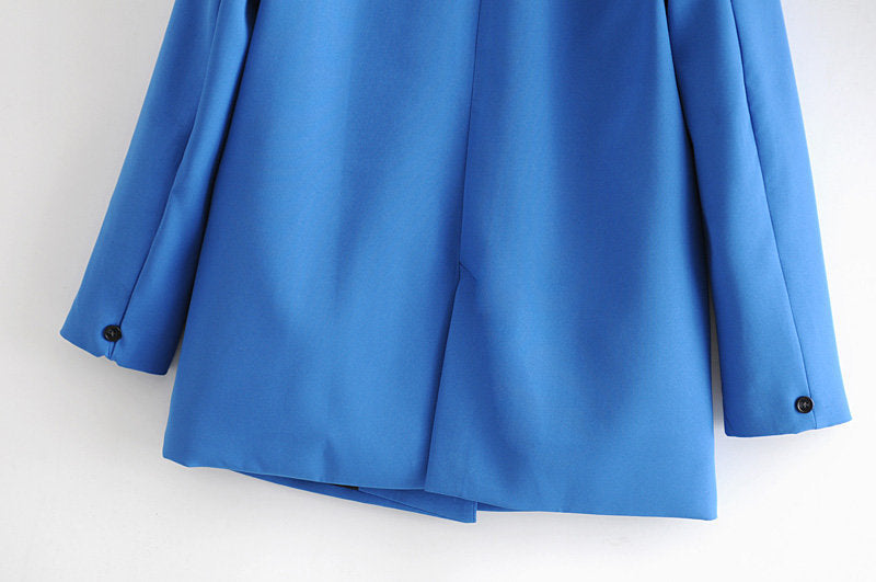 Giacca donna elegante con colletto dentellato
Cappotto femminile invernale elegante
Giacca donna moda autunno inverno