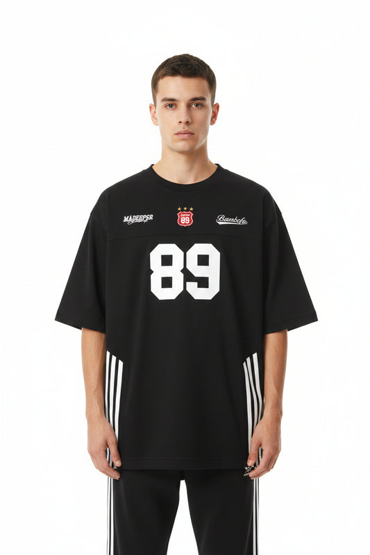 Maglietta uomo stile rugby oversize in cotone con numero frontale disponibile in bianco e nero