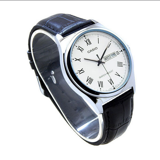 Orologio Casio per uomo con quadrante bianco con segna data e giorno della settimana, cinturino in pelle nero, movimento al quarzo