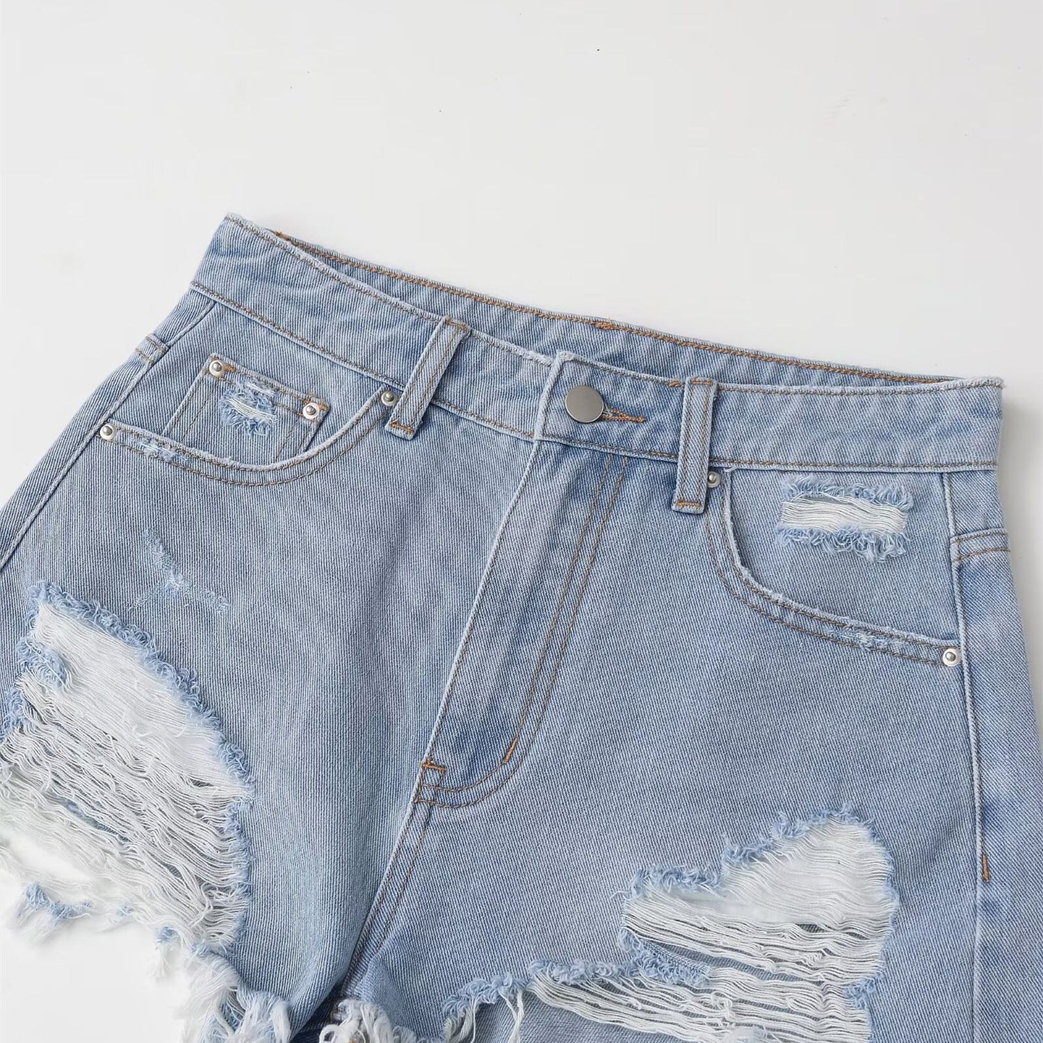 Jeans shorts a pantalonicno effetto strappato per donna leggeri