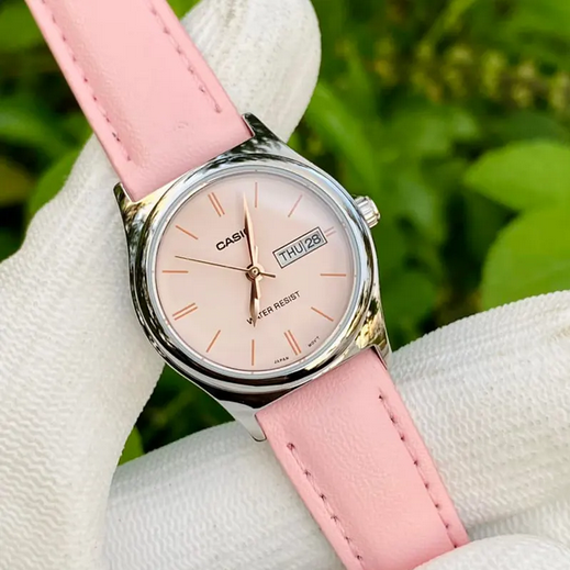 Casio LTP‑V006L‑4B – Orologio Donna Rosa con Cinturino in Pelle