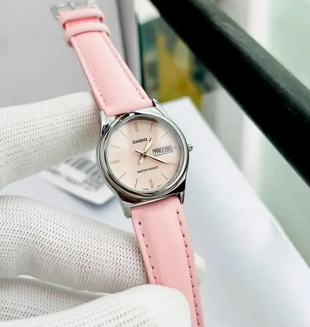 Casio LTP‑V006L‑4B – Orologio Donna Rosa con Cinturino in Pelle