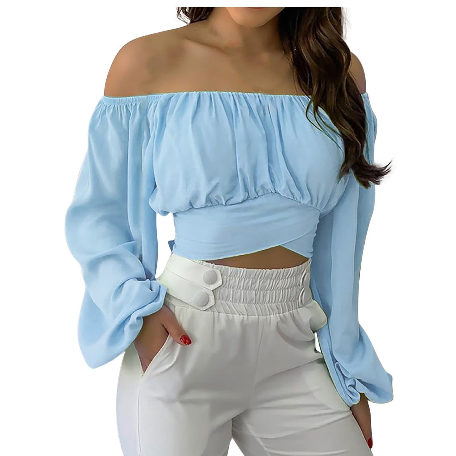 Top elegante a maniche lunghe con cravatta incrociata e spalle scoperte da donna, perfetto per look casual e serate eleganti colore celeste