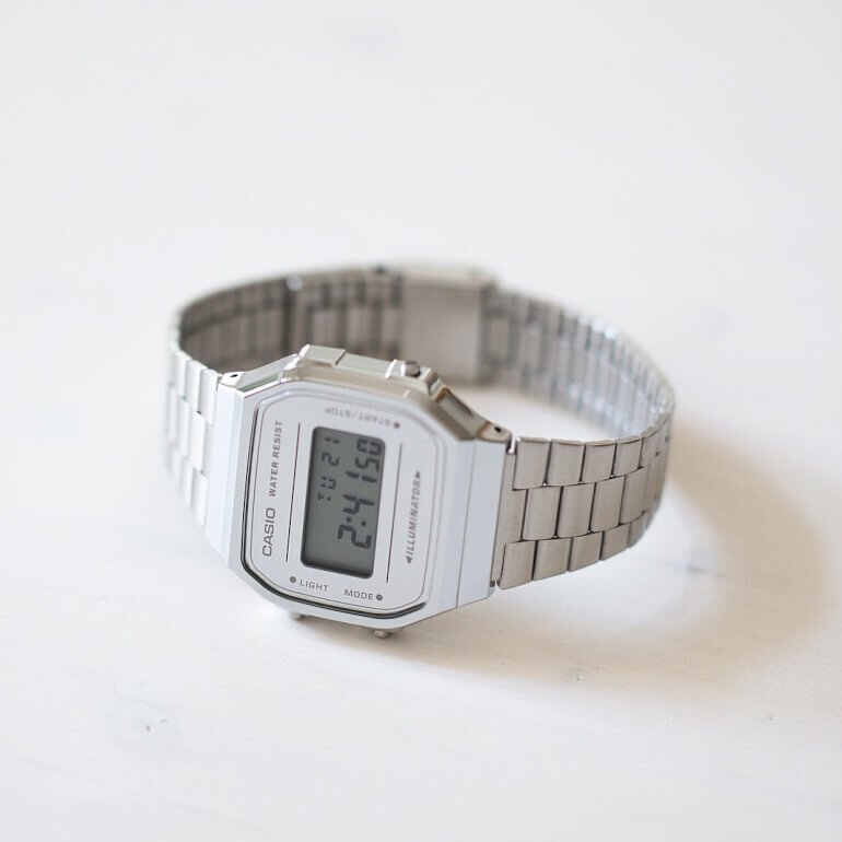 casio-a168wem-7df-orologio-digitale-vintage-argento