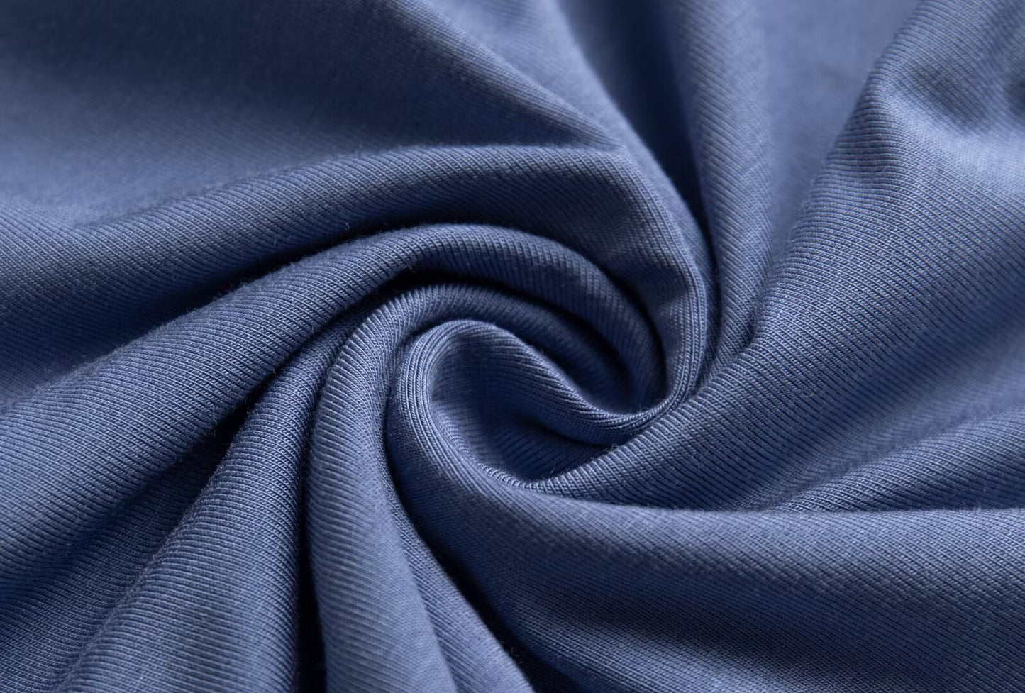 Maglietta donna monospalla in cotone con scollo diagonale e vestibilità aderente