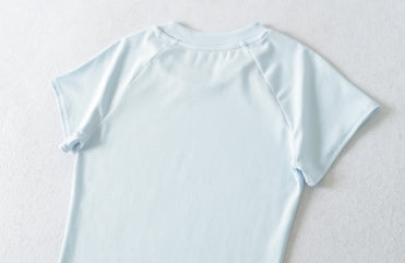 Maglietta donna estiva slim fit in tinta unita elasticizzata con girocollo e manica corta