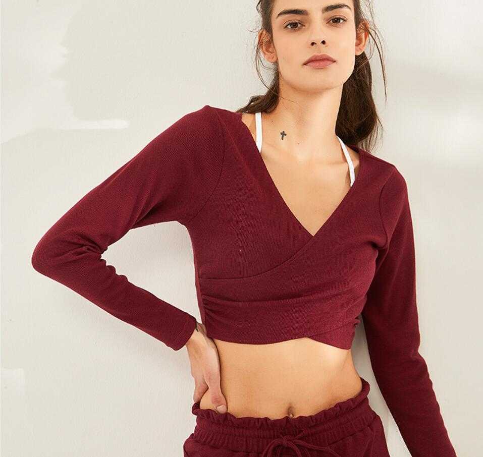 Maglietta donna maniche lunghe stile casual e versatile