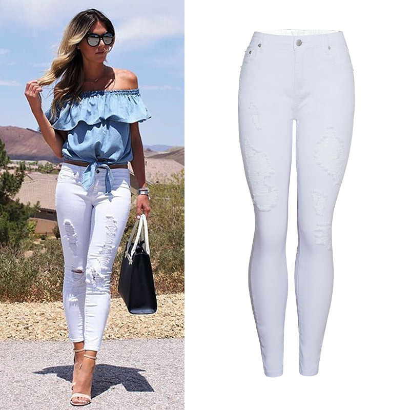 Pantaloni bianchi donna eleganti estivi
Pantaloni donna bianchi outfit casual chic
Pantaloni estivi donna leggeri e comodi