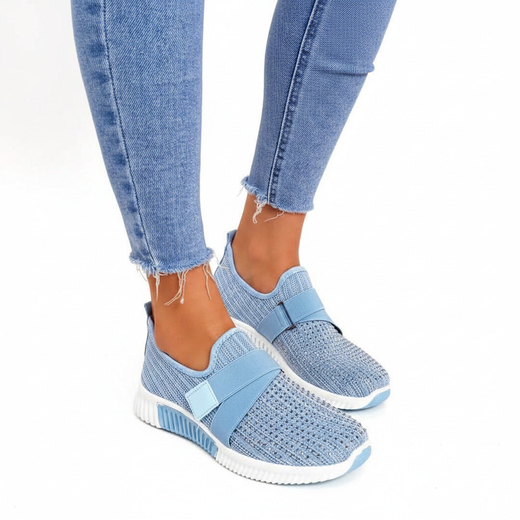 Scarpa sportiva per donna a strappo e brillantini, comoda senza lacci