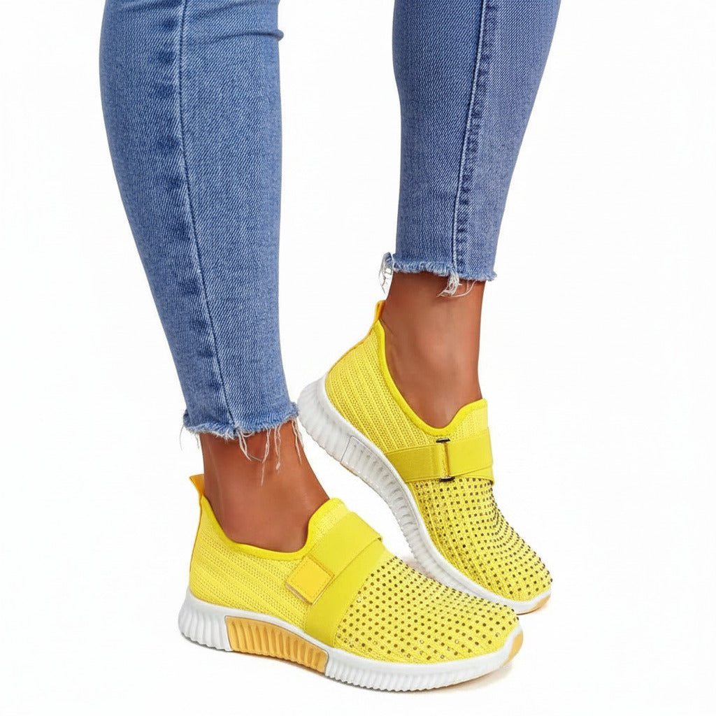 Scarpa sportiva per donna a strappo e brillantini, comoda senza lacci