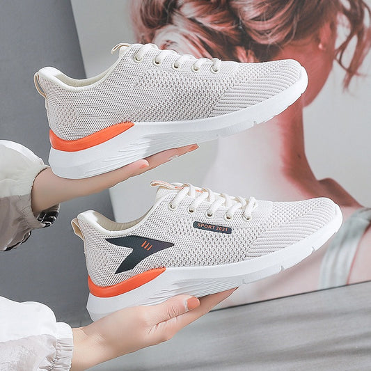 Scarpe da ginnastica traspiranti per donna in colore beige, leggere e comode