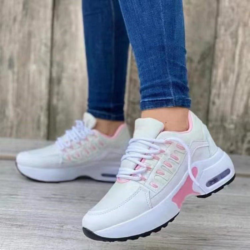 Scarpe sportive da donna con tacco a zeppa in tessuto bianco, eleganti e comode