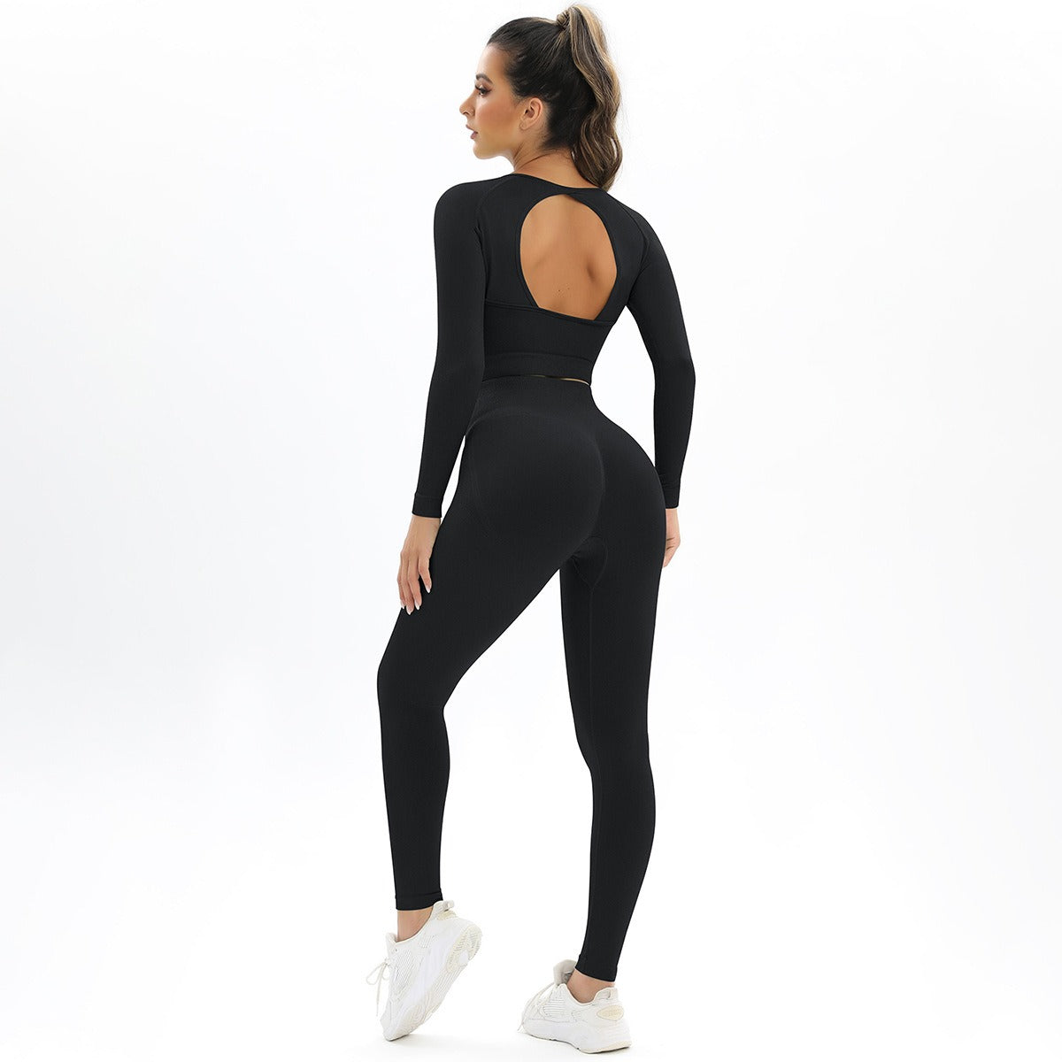 Set yoga maniche lunghe – top e leggings traspiranti LowEconomy colore nero